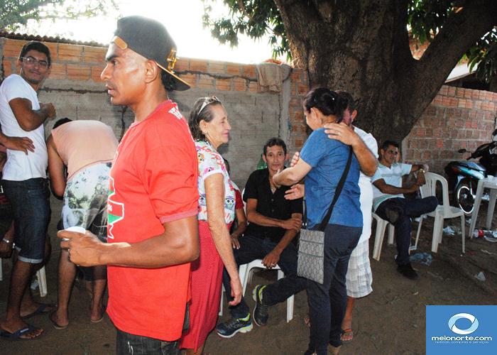 Vereador Fabiano Oliveira dá festa para amigos e correligionários  - Imagem 40