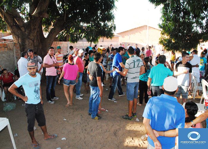 Vereador Fabiano Oliveira dá festa para amigos e correligionários  - Imagem 15