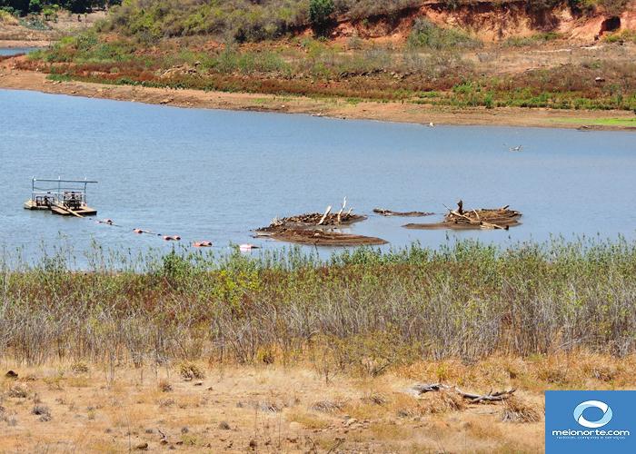 Açude quase seco, população terá que importar água? - Imagem 14
