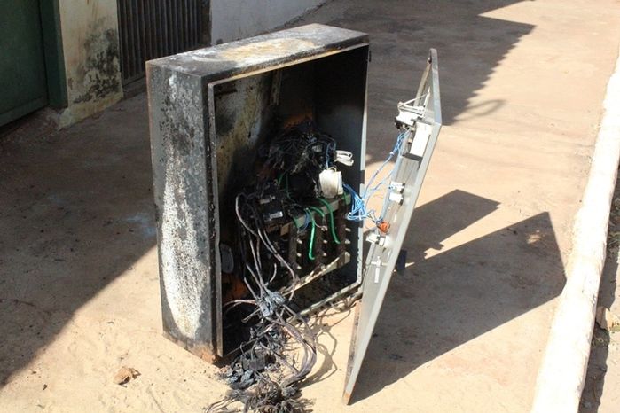 Quedas de Energia Causam Prejuízos em São João da Varjota - Imagem 4