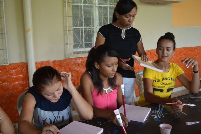 Curso de Decoupagem para as Debutantes 2016. - Imagem 20