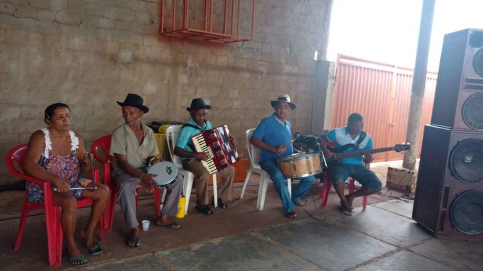 CRAS proporciona dia de lazer para idosos no Club Amarelinho - Imagem 29