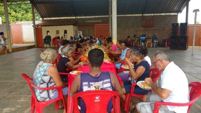 CRAS proporciona dia de lazer para idosos no Club Amarelinho - Imagem 14