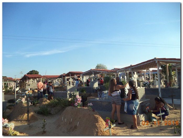 Celebrações foram realizadas neste dia de finados em Inhuma - Imagem 24