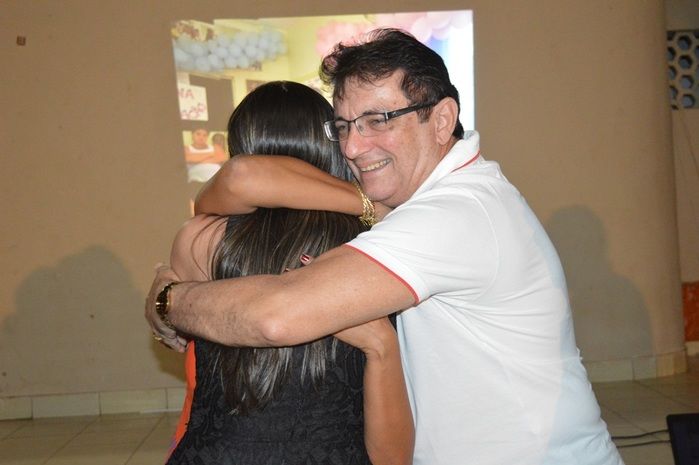 Médica Cubana recebe homenagem de amigas. - Imagem 14