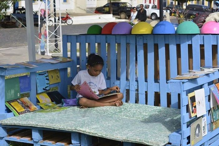 Criatividade, literatura e intervenções artísticas marcam a IV FLOR - Imagem 1