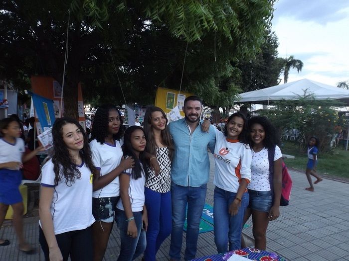 Criatividade, literatura e intervenções artísticas marcam a IV FLOR - Imagem 10