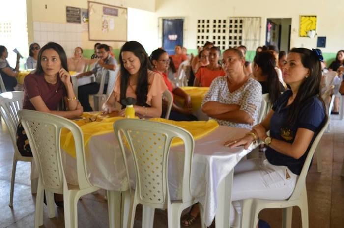 Equipe SEMEC realiza homenagem ao Prefeito Moisés Barbosa - Imagem 3