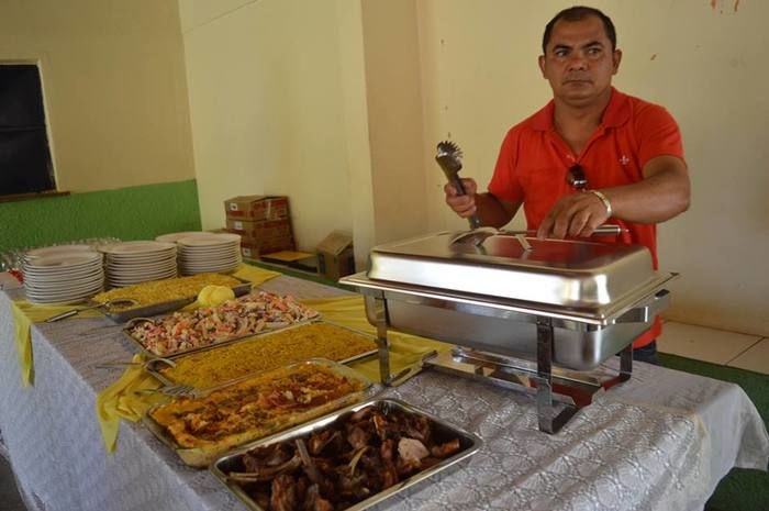 Equipe SEMEC realiza homenagem ao Prefeito Moisés Barbosa - Imagem 13