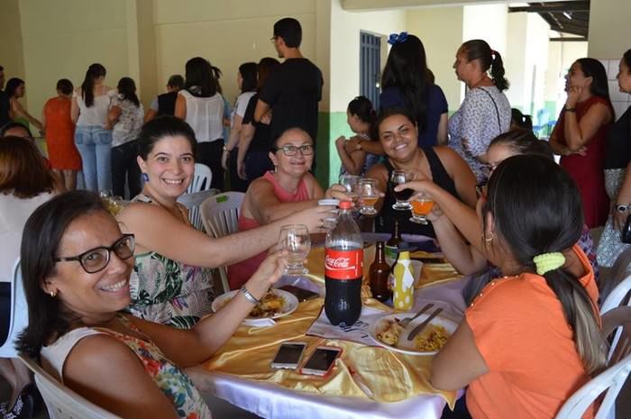 Equipe SEMEC realiza homenagem ao Prefeito Moisés Barbosa - Imagem 5