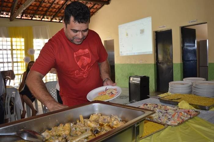 Equipe SEMEC realiza homenagem ao Prefeito Moisés Barbosa - Imagem 7