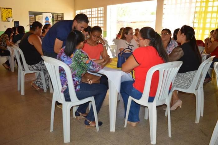 Equipe SEMEC realiza homenagem ao Prefeito Moisés Barbosa - Imagem 26