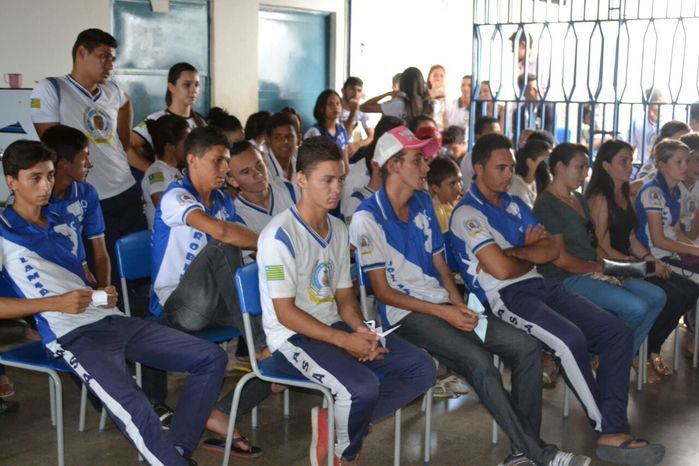 Colégio Estadual em Alegrete realiza Projeto de Arte e Paz - Imagem 34