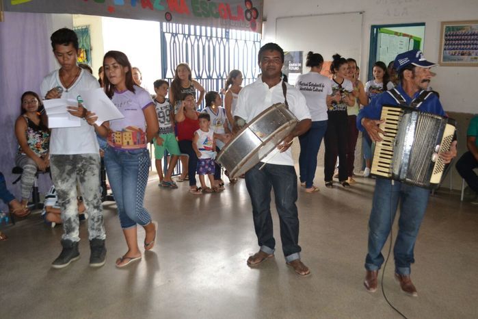 Colégio Estadual em Alegrete realiza Projeto de Arte e Paz - Imagem 48