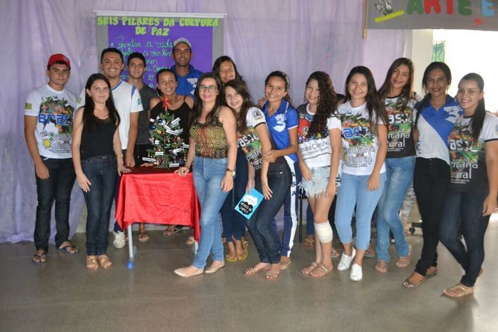 Colégio Estadual em Alegrete realiza Projeto de Arte e Paz - Imagem 1