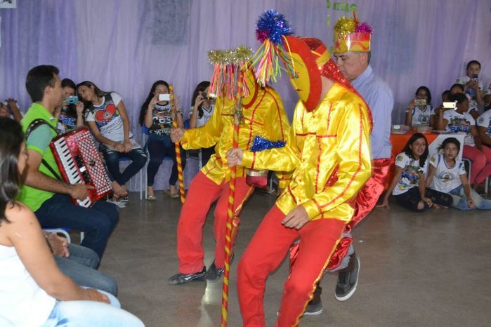 Colégio Estadual em Alegrete realiza Projeto de Arte e Paz - Imagem 60