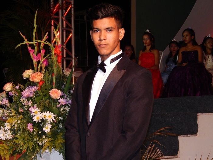 Prefeitura realiza com sucesso a VIII edição Baile Debutantes. - Imagem 52