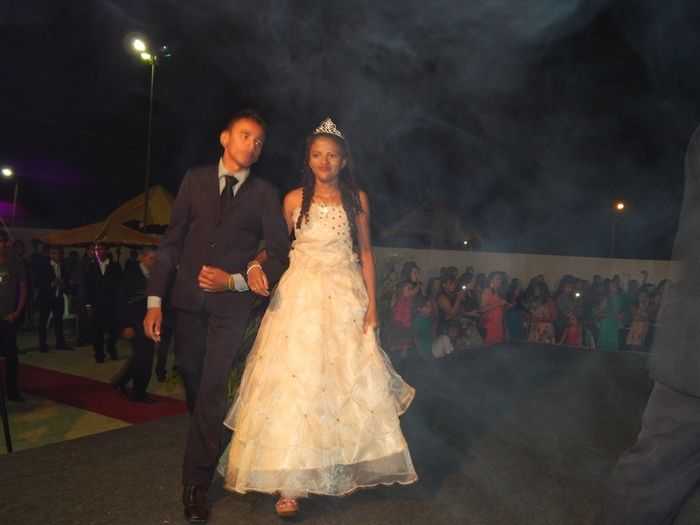 Prefeitura realiza com sucesso a VIII edição Baile Debutantes. - Imagem 55