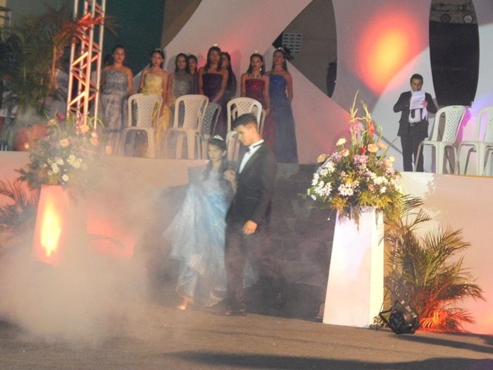 Prefeitura realiza com sucesso a VIII edição Baile Debutantes. - Imagem 56
