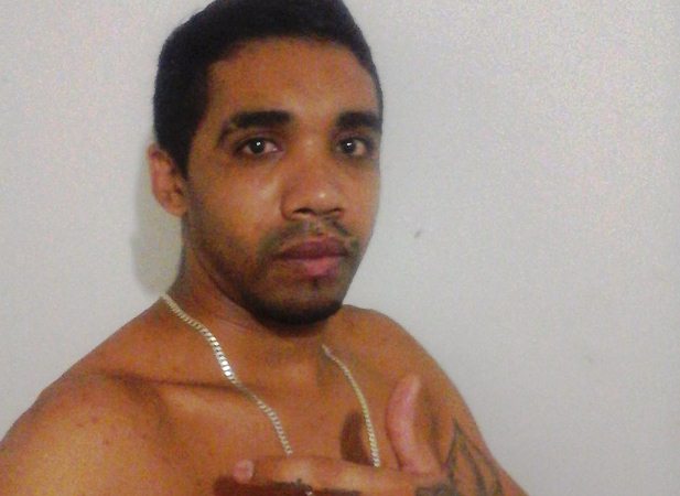 Preso tatuador que matou homem com 10 facadas - Imagem 1