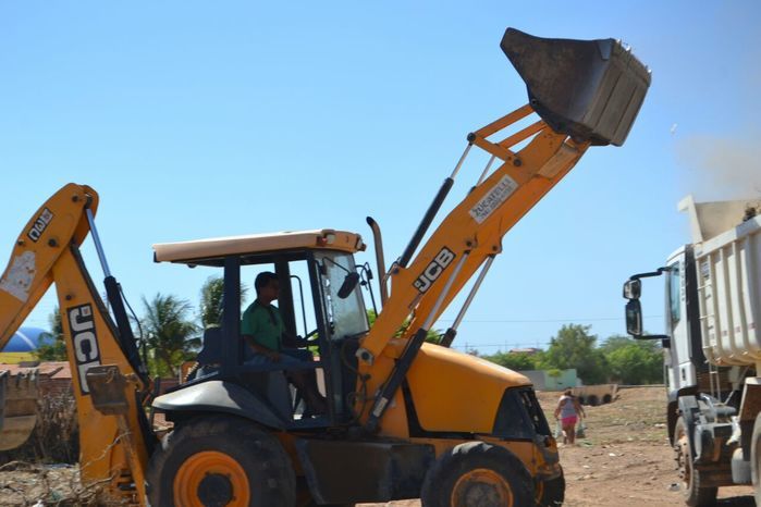 Prefeitura Municipal realiza limpeza e reparos em Alegrete - Imagem 5