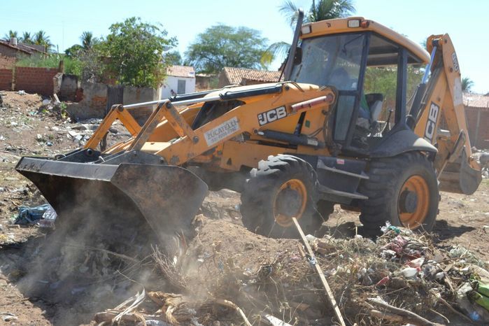 Prefeitura Municipal realiza limpeza e reparos em Alegrete - Imagem 1