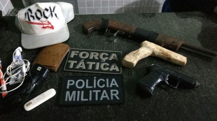 Força Tática apreende menor com armas artesanais e moto roubada - Imagem 2