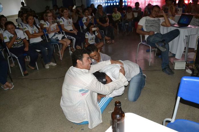 Colégio do Estado em Alegrete realiza I Sarau Literário do ASA - Imagem 1