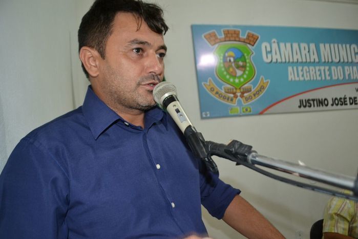 Câmara Municipal de Alegrete do Piauí realiza última sessão de 2016 - Imagem 44