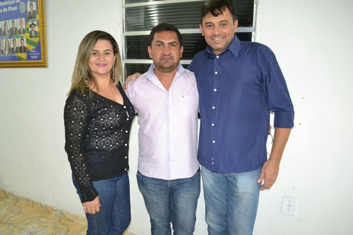 Câmara Municipal de Alegrete do Piauí realiza última sessão de 2016 - Imagem 16