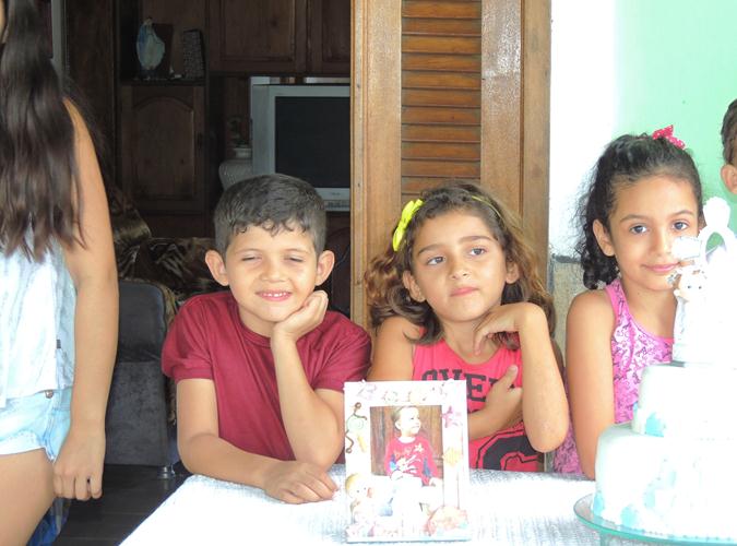 Luis Antônio: Registro do almoço após o batizado na casa dos avós  - Imagem 18