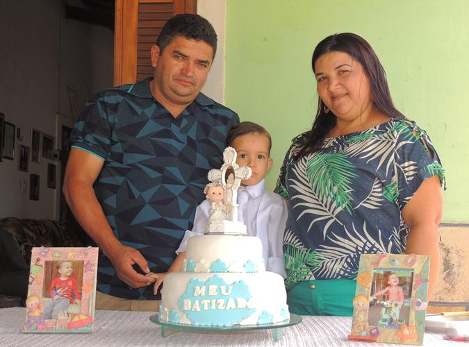 Luis Antônio: Registro do almoço após o batizado na casa dos avós  - Imagem 1
