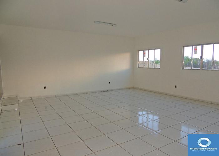 Aluga-se prédio adequado para montagem de empresa - Imagem 11