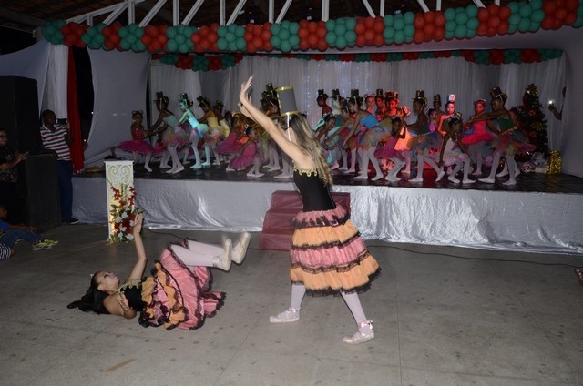 O Quebra-Nozes Foi Apresentado em Ipiranga - Imagem 111