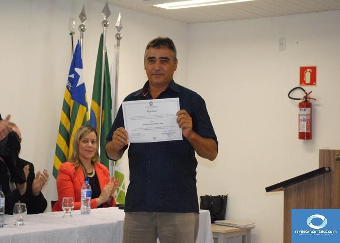 Prefeito, Vice, vereadores eleitos e suplentes são diplomados   - Imagem 3