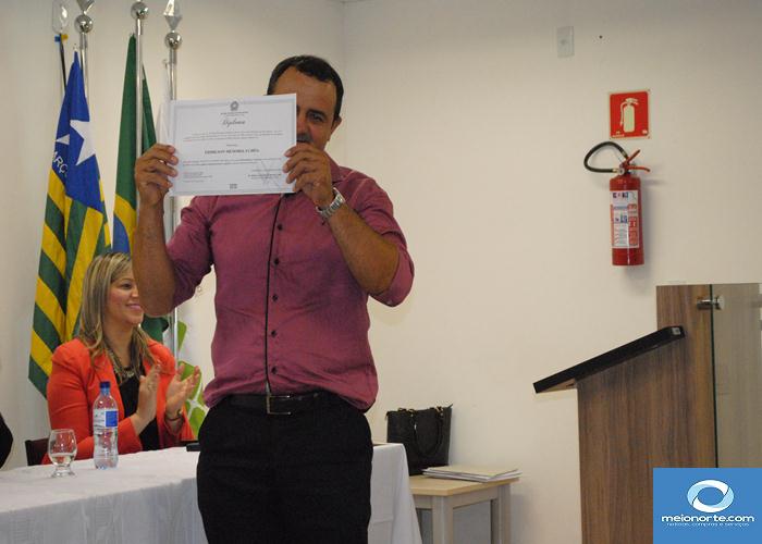 Prefeito, Vice, vereadores eleitos e suplentes são diplomados   - Imagem 4