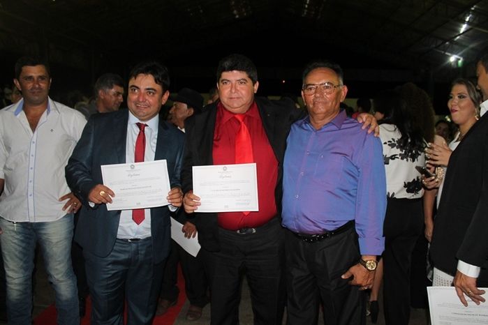 Márcio Alencar e Hermilinda Gomes são diplomados prefeito e vice - Imagem 76