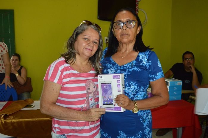 Agentes Comunitário de Saúde ganham Tabletes. - Imagem 28