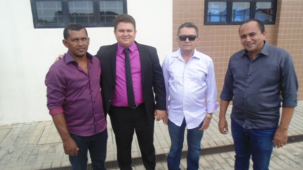 Prefeito, Vice, vereadores eleitos de Santo Inácio são diplomados - Imagem 2