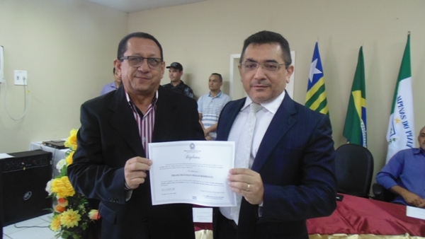 Prefeito, Vice, vereadores eleitos de Santo Inácio são diplomados - Imagem 17