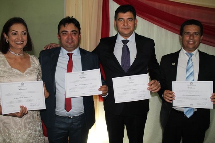Márcio Alencar e Hermilinda Gomes são diplomados prefeito e vice - Imagem 60