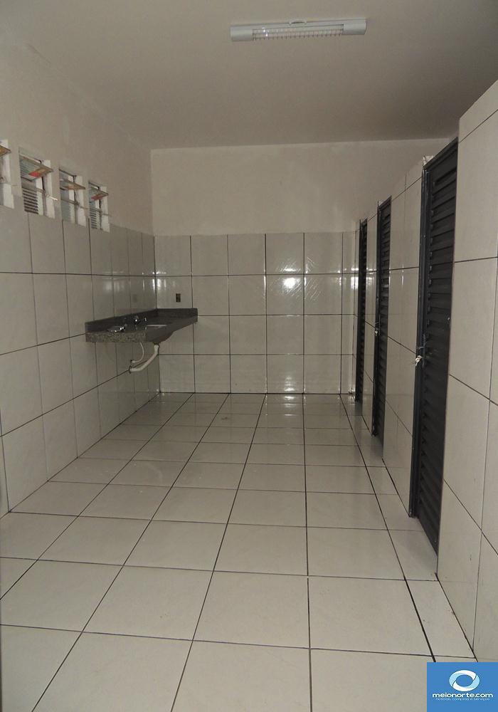 Aluga-se prédio para montagem de empresa e terreno murado - Imagem 16