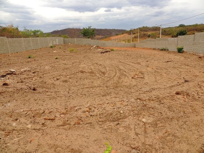 Aluga-se prédio para montagem de empresa e terreno murado - Imagem 39