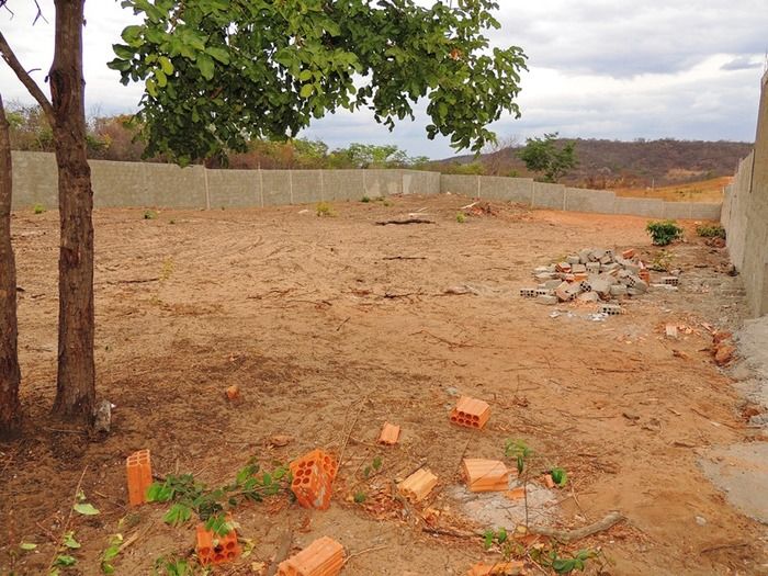 Aluga-se prédio para montagem de empresa e terreno murado - Imagem 37