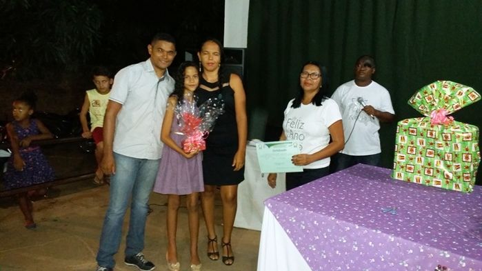 Escola Petrônio Portela premia os alunos destaques de 2016 - Imagem 13