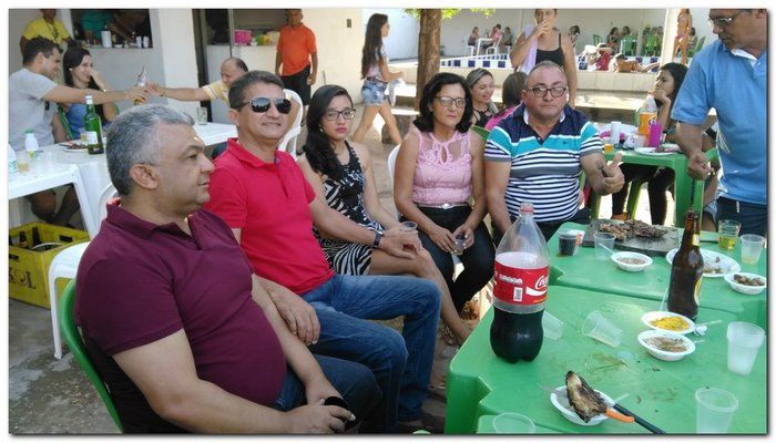 Dr. Moura realiza confraternização para funcionários internos - Imagem 22