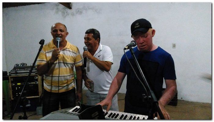 Dr. Moura realiza confraternização para funcionários internos - Imagem 36