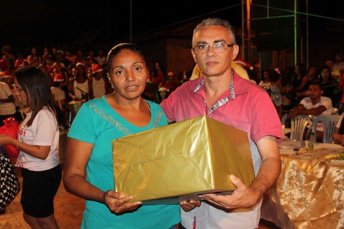 A Secretaria Municipal da Assistência Social realizou o Natal Feliz - Imagem 68