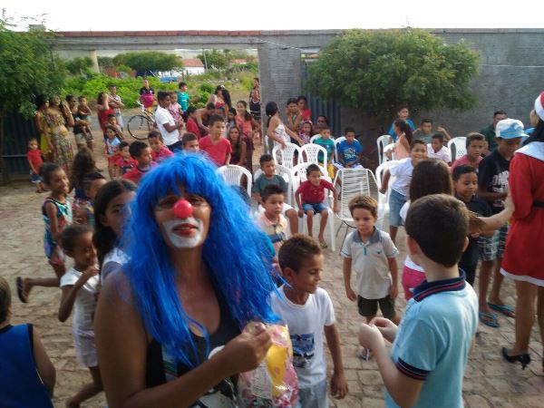 Crianças participam de confraternização com prefeito eleito - Imagem 4