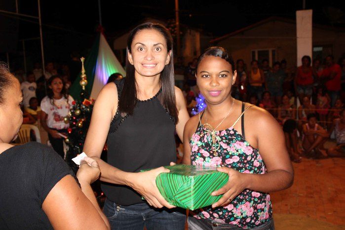 A Secretaria Municipal da Assistência Social realizou o Natal Feliz - Imagem 157